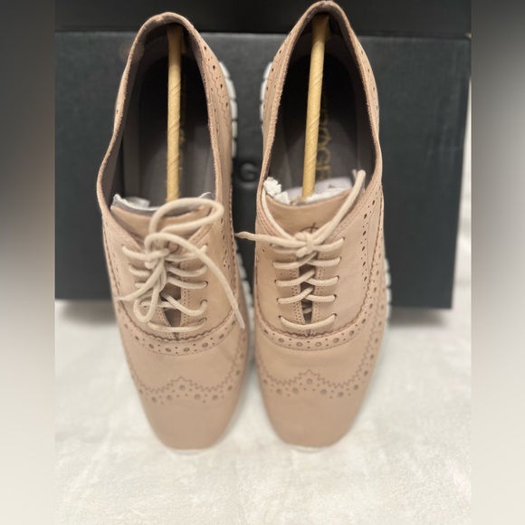 Cole Haan zerogrand sneakers size 8C(wide) - Picture 2 of 9